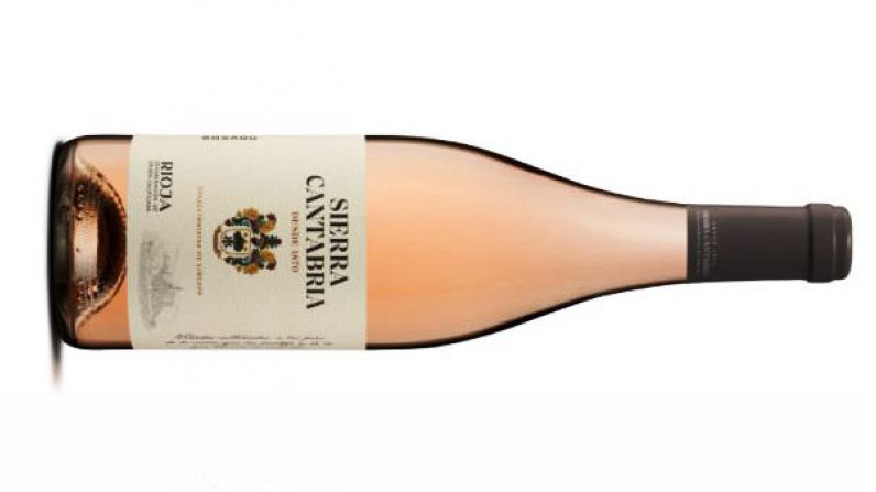 Viñedos y Bodegas Sierra Cantabria, embotella la nueva añada del Sierra Cantabria Rosado 2021.