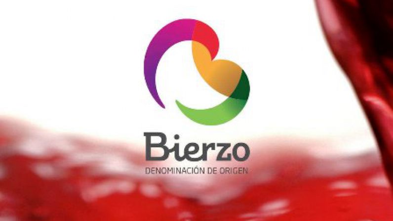 Acuerdo del Consejo Regulador de la D.O. Bierzo con Banco Santander para impulsar el comercio digital de sus bodegas.